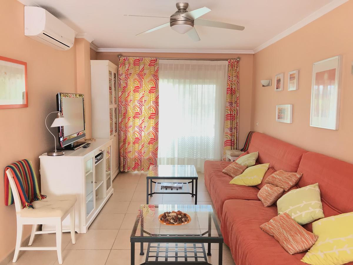 Apartamento Holiday On The Beach Torremolinos Extérieur photo